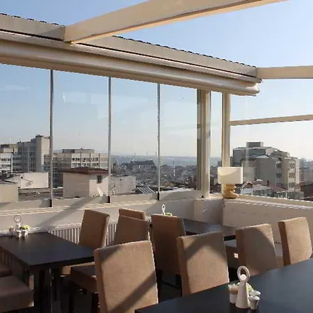 فندق The Milltown 3*