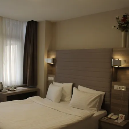 The Milltown 3*